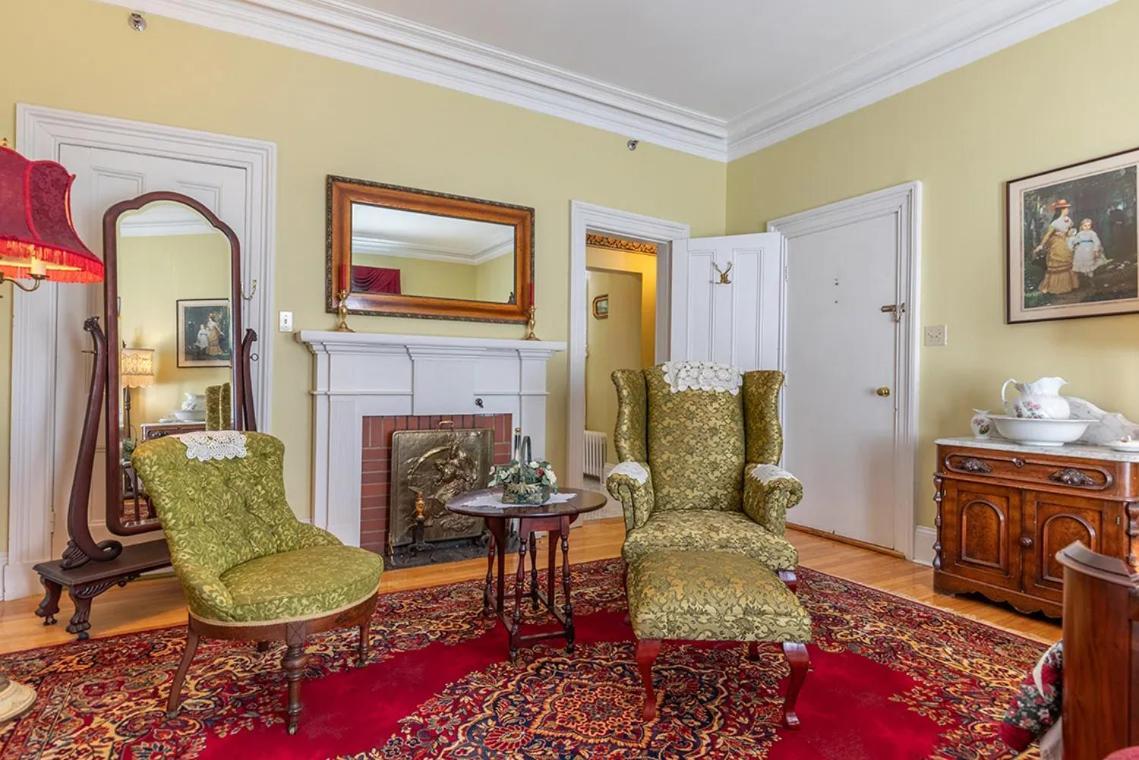 Fitzroy Hall Charlottetown Extérieur photo